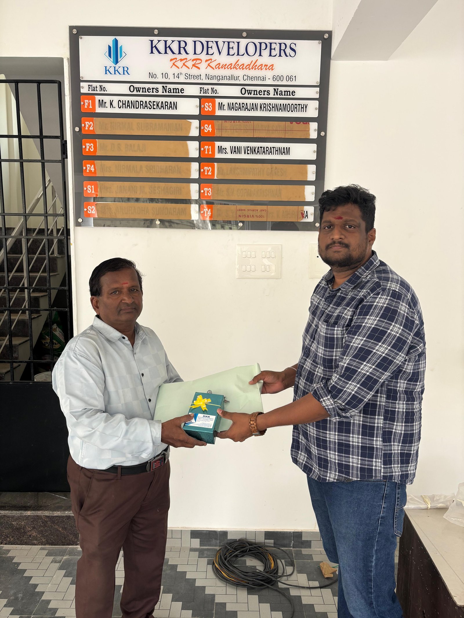 Happy customer handover 4