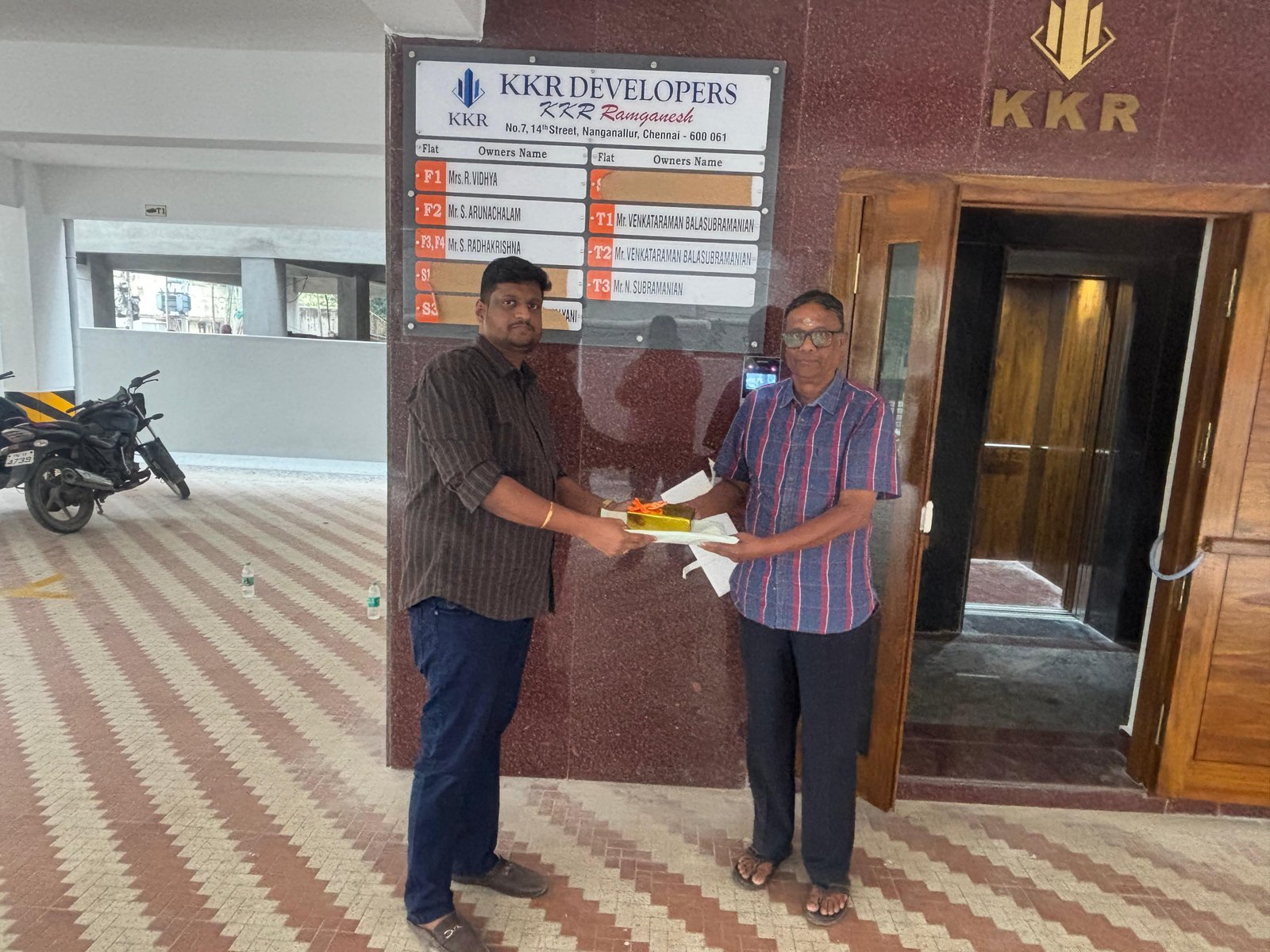 Happy customer handover 19